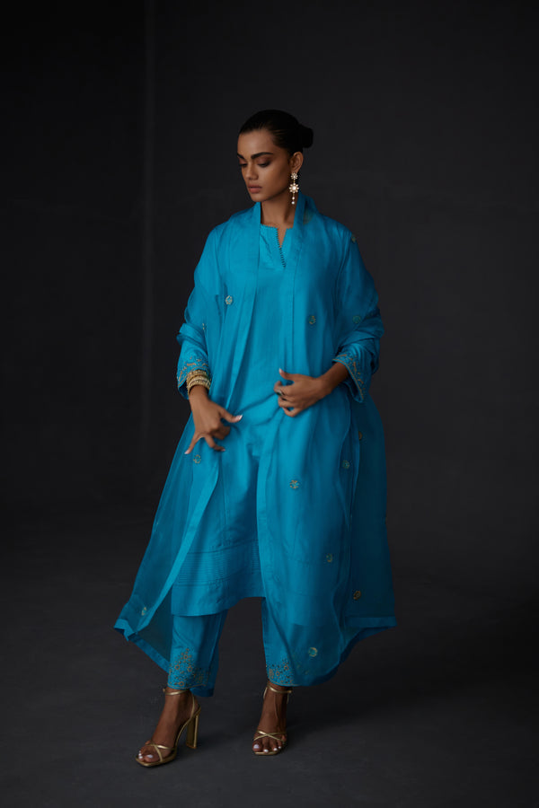 HAND EMBROIDERED DUPATTA