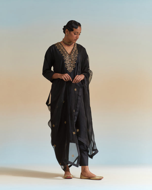 Hand Embroidered Dupatta