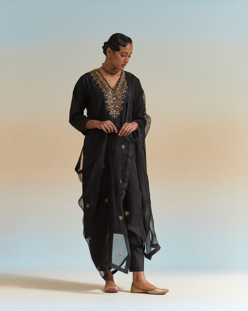 Hand Embroidered Dupatta