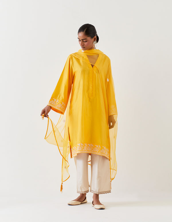 HAND EMBROIDERED DUPATTA- MANGO YELLOW