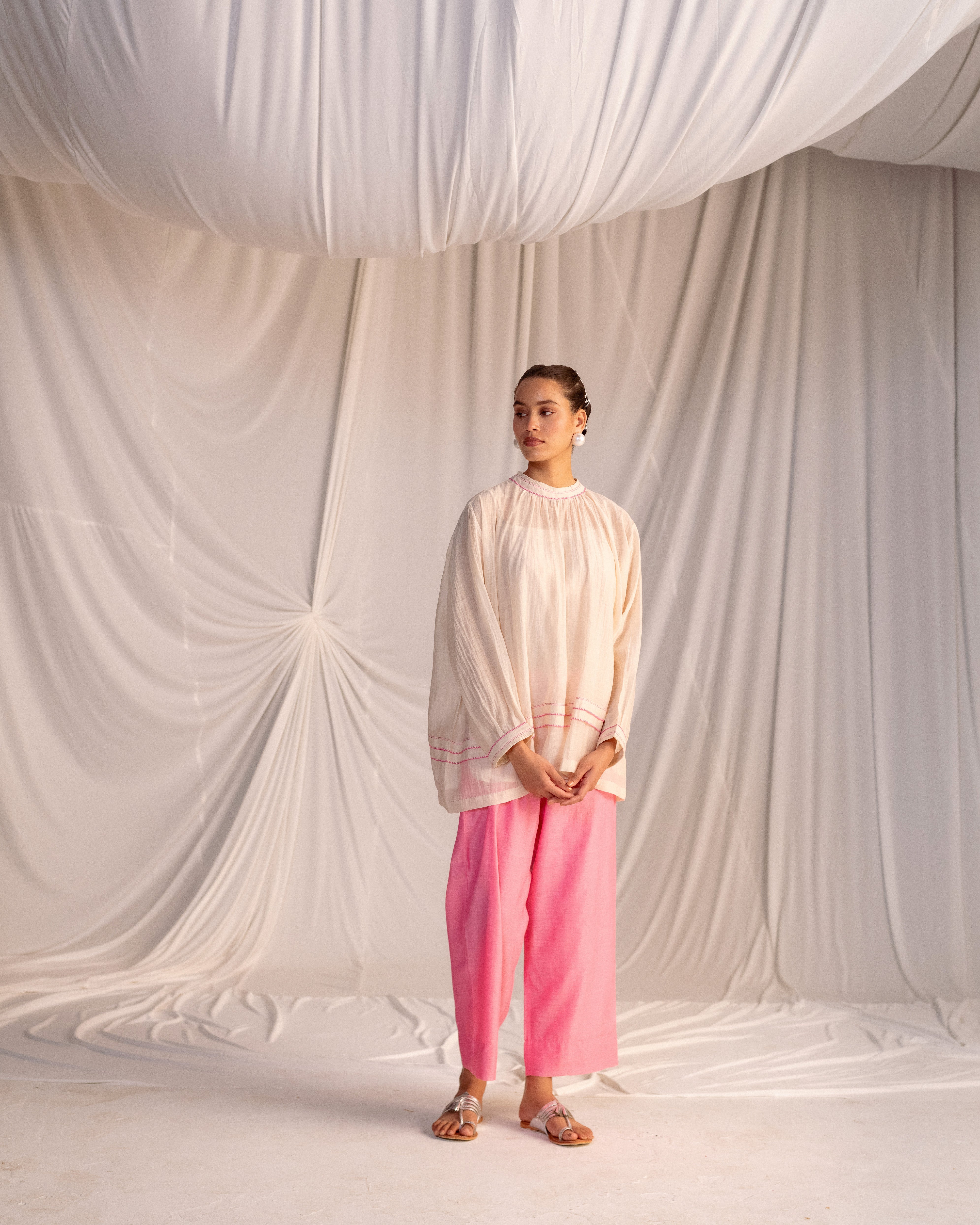 EMBROIDERED TUNIC TROUSER SET-CHAMPAGNE/PINK – BRIH